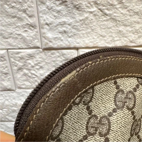 Gucci Beige and Brown Crossbody Bag - Picture 5 of 11